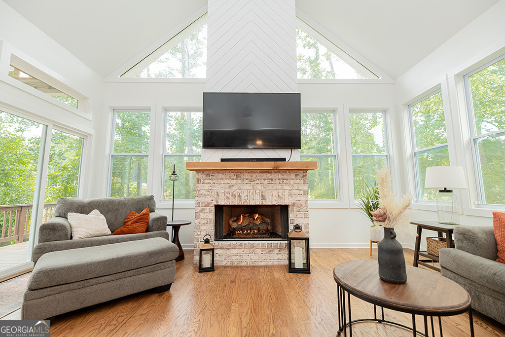 Hillcrest Oaks - Residential