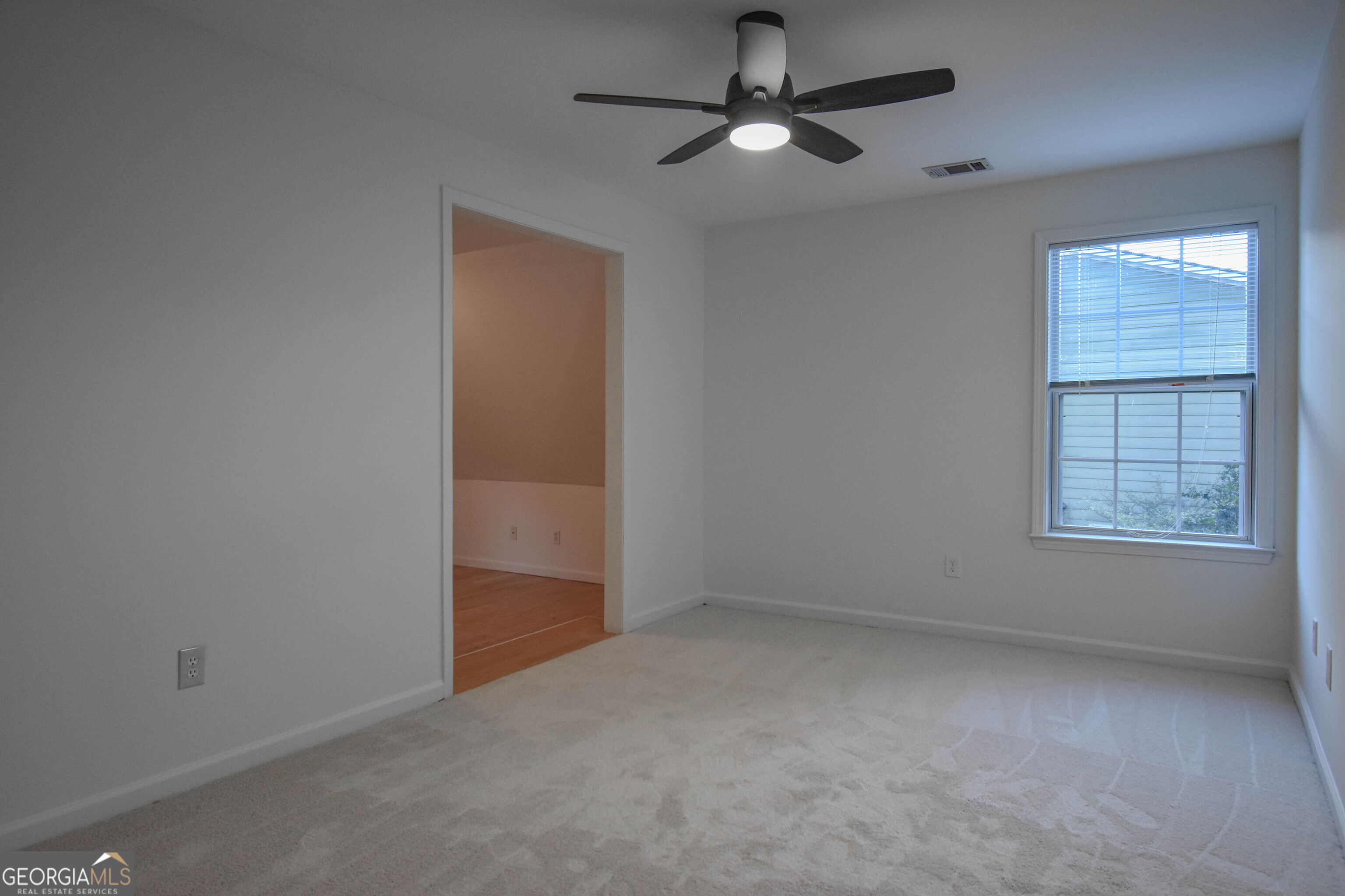 Hillcrest Oaks - Residential