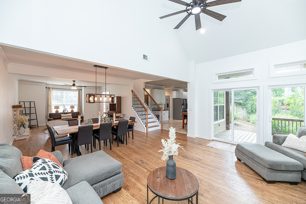 Hillcrest Oaks - Residential