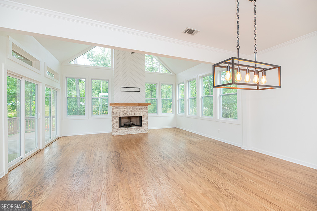 Hillcrest Oaks - Residential