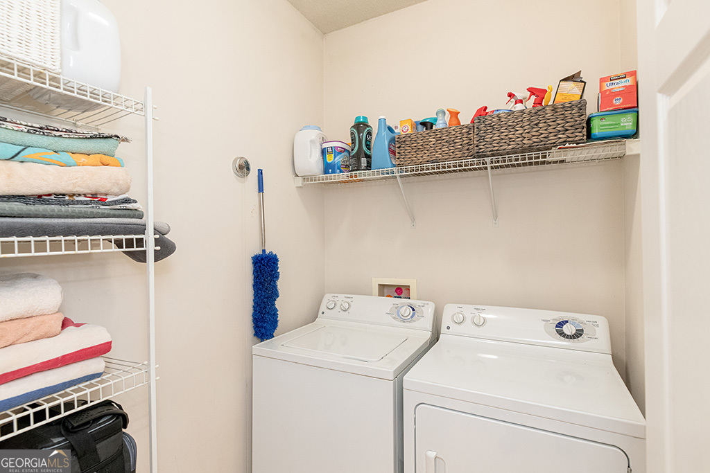 Hillcrest Oaks - Residential