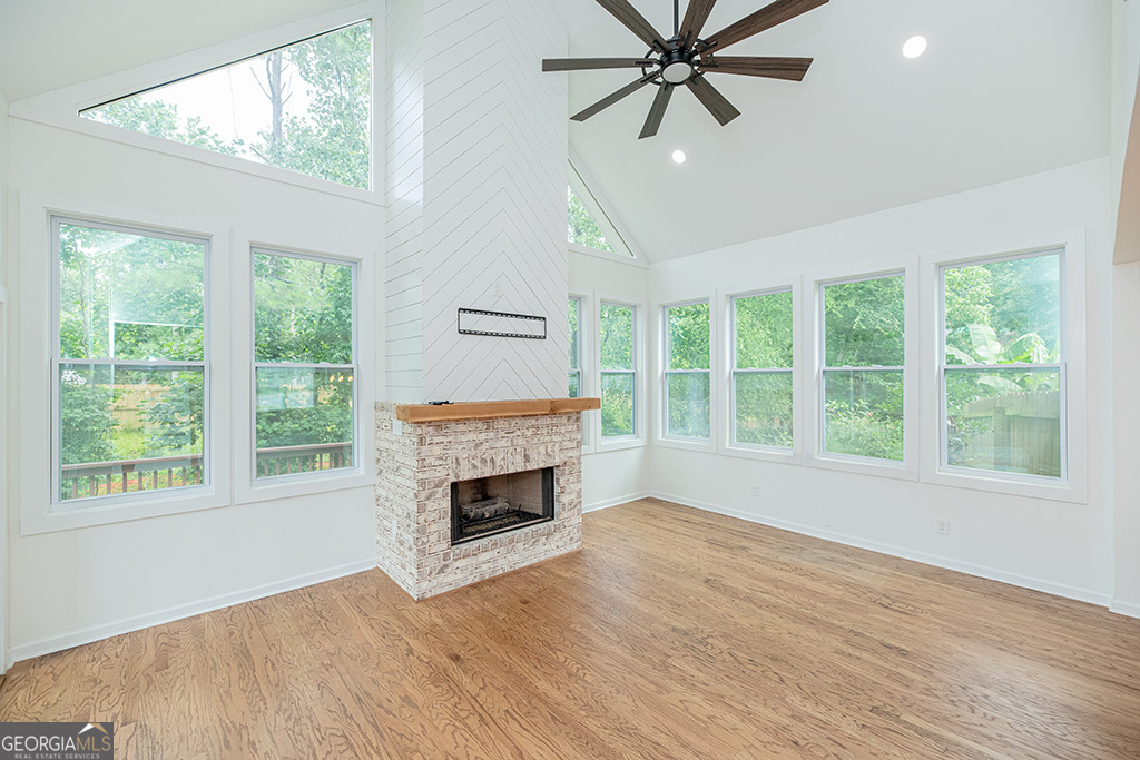 Hillcrest Oaks - Residential