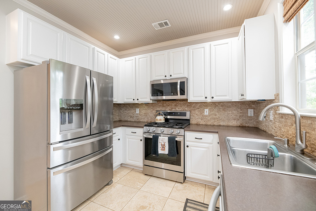 Hillcrest Oaks - Residential