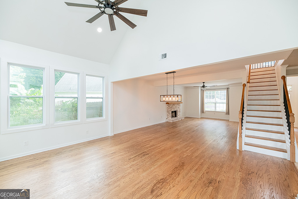 Hillcrest Oaks - Residential