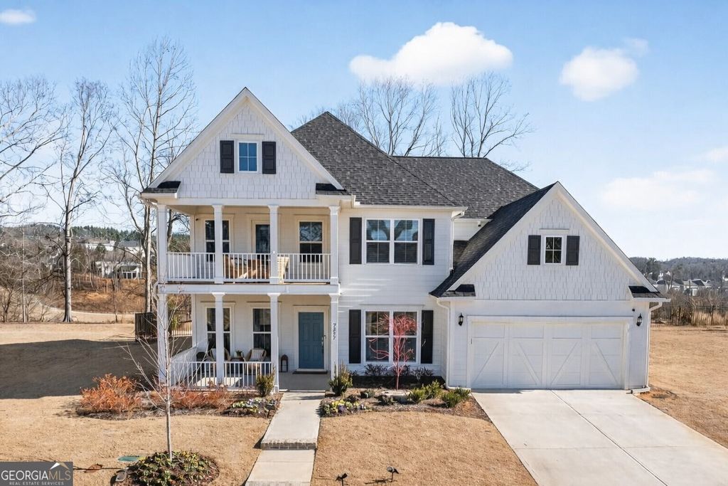 Photo of 7277 Maple Brook Lane, Flowery Branch, GA 30542 (MLS # 10705978)