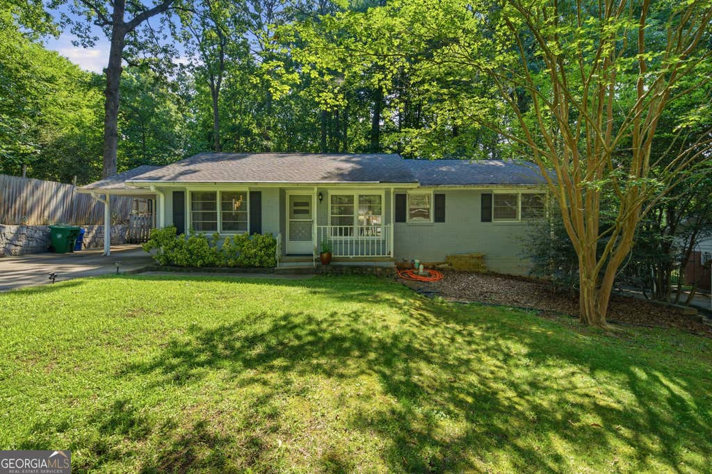 Photo of 1087 N Hills Drive, Decatur, GA 30033 (MLS # 10785584)