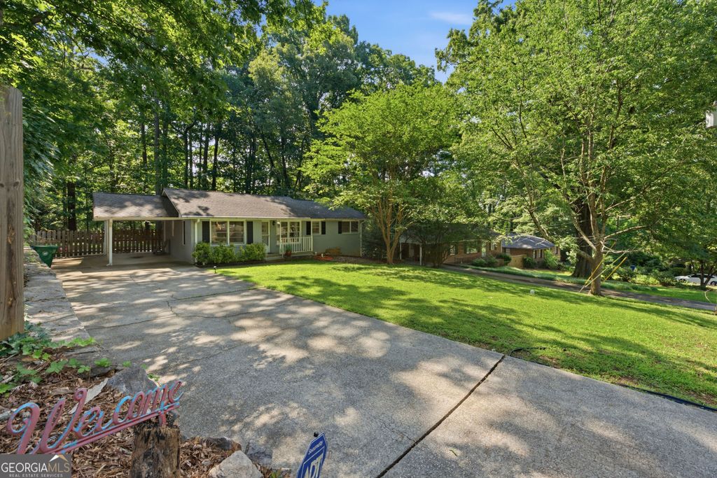 Photo of 1087 N Hills Drive, Decatur, GA 30033 (MLS # 10785584)