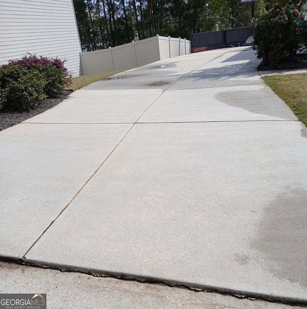 Photo of 209 Eagles Flight, Villa Rica, GA 30180 (MLS # 10682376)