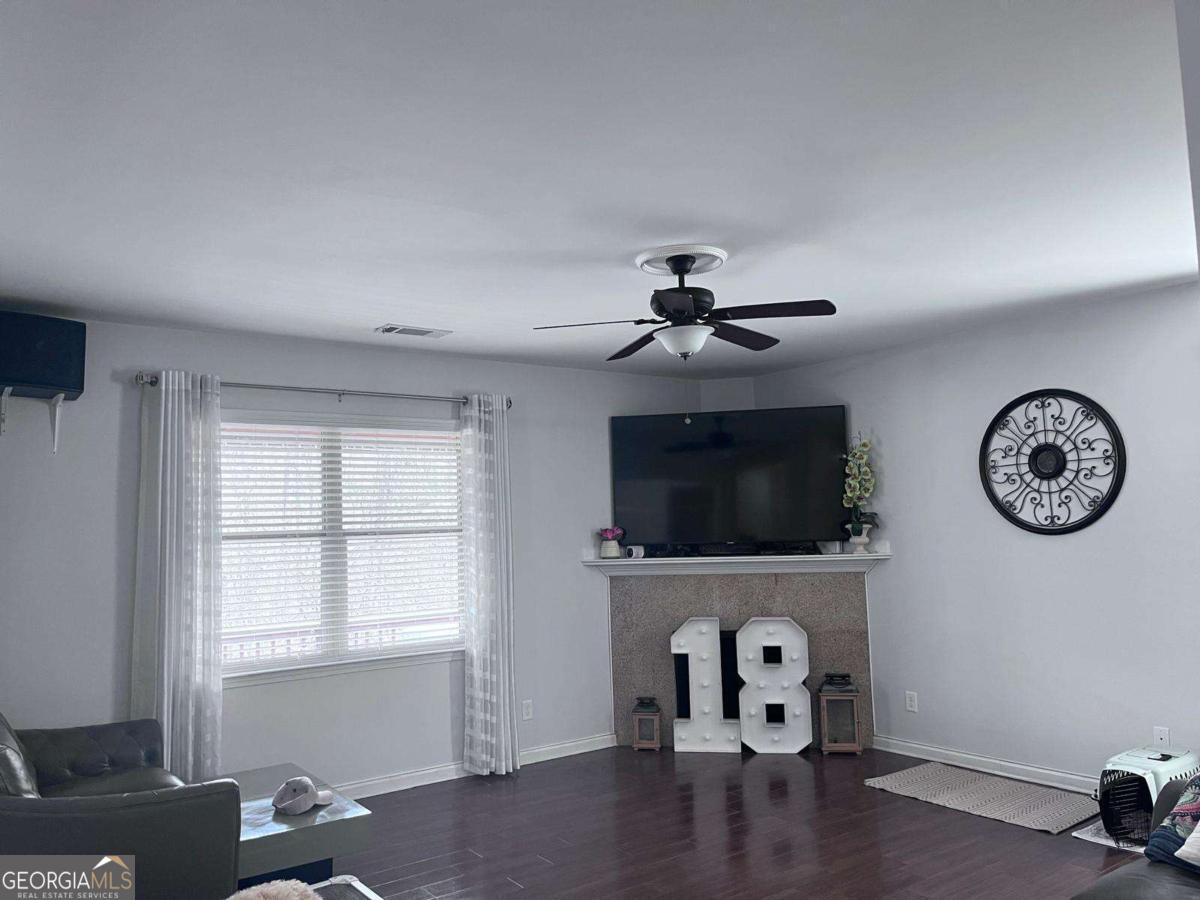 4241 Hidden Village WAY