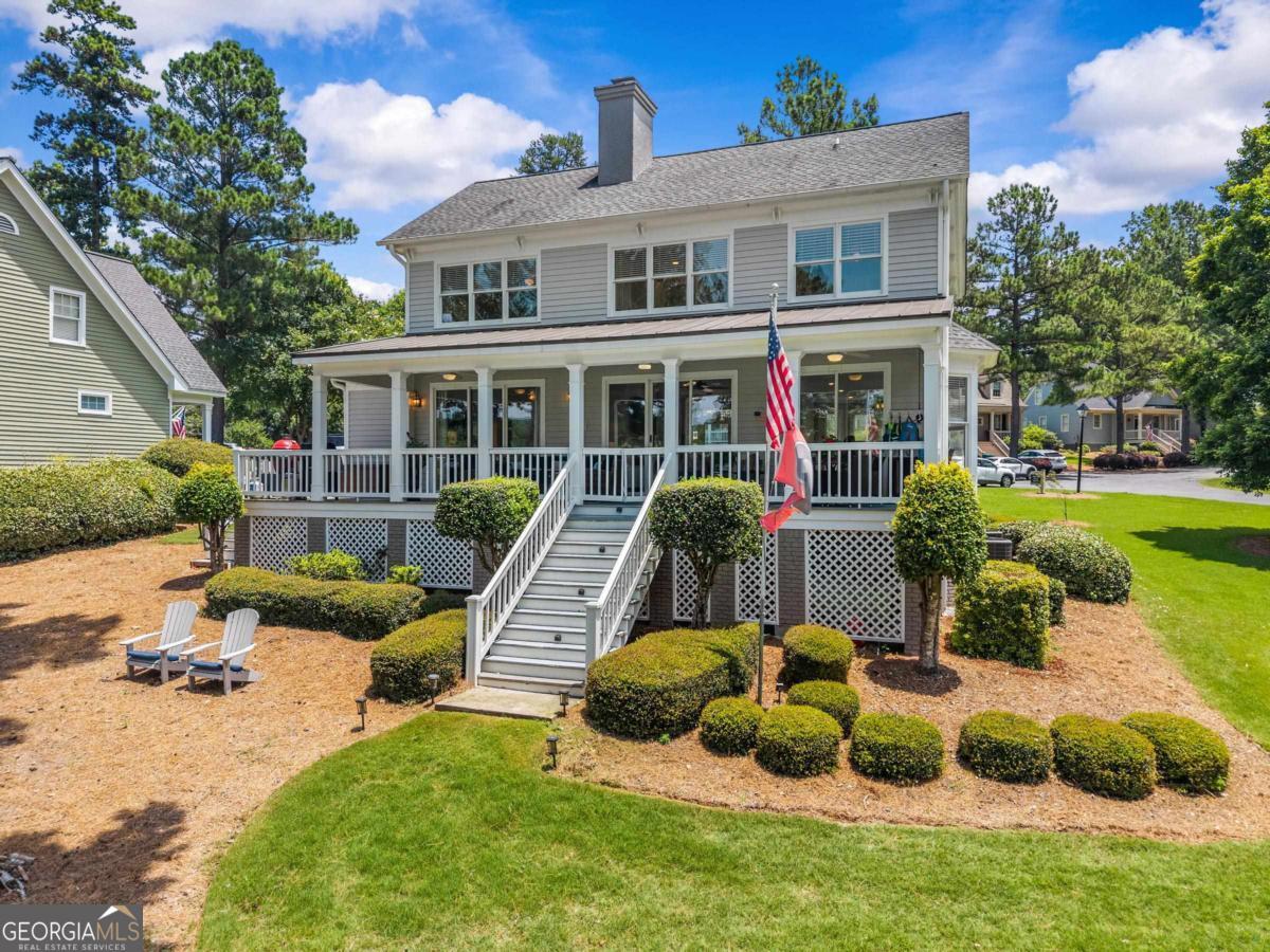 1103 Village LOOP