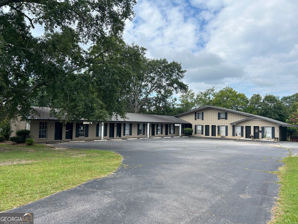 Photo of 128 S Main Avenue #UNIT 07, Pine Mountain, GA 31822 (MLS # 10768606)