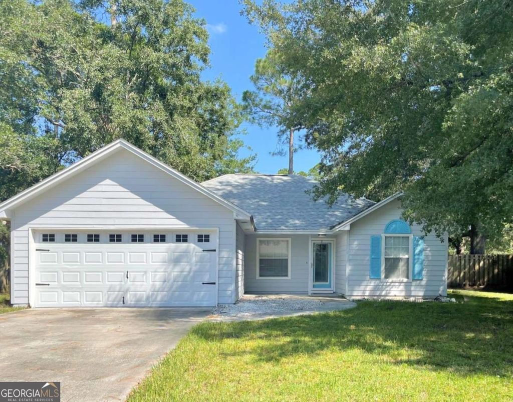 Photo of 304 McQueen Circle, St. Marys, GA 31558 (MLS # 10650104)