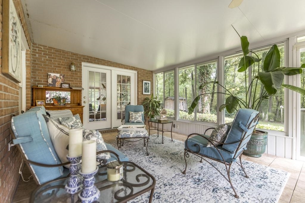 Barrington Hall - Residential