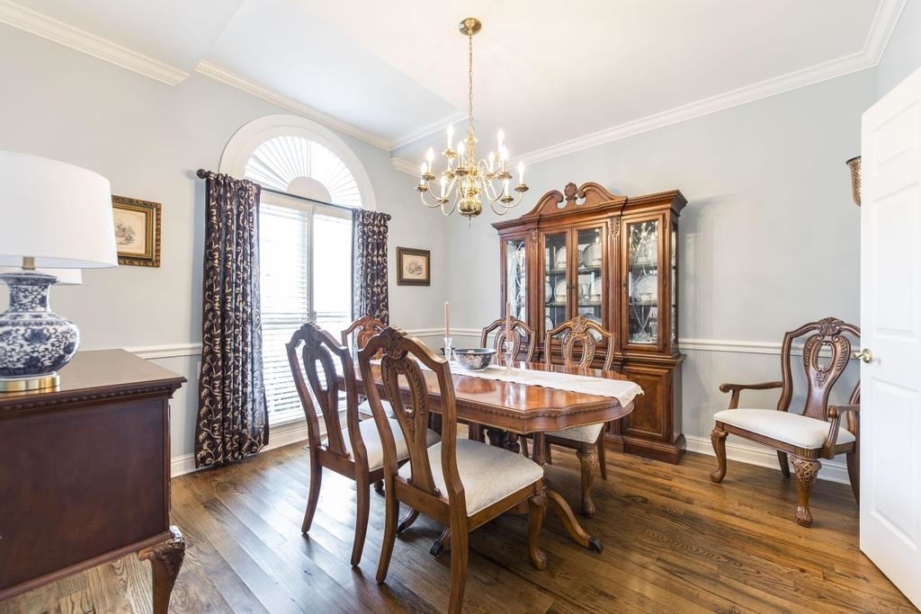 Barrington Hall - Residential