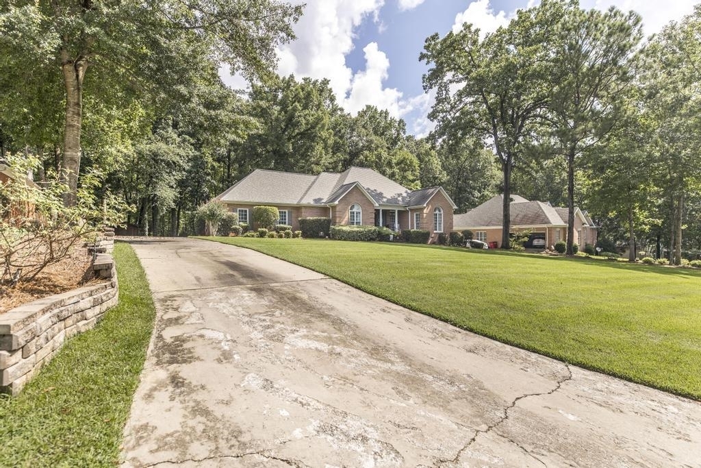 Barrington Hall - Residential