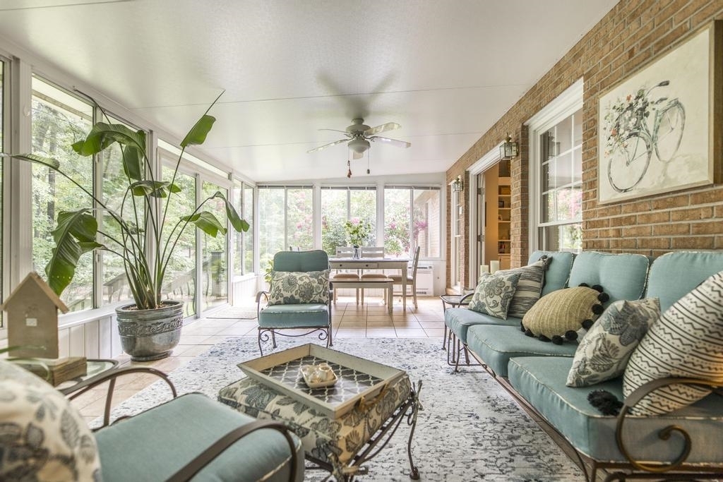 Barrington Hall - Residential