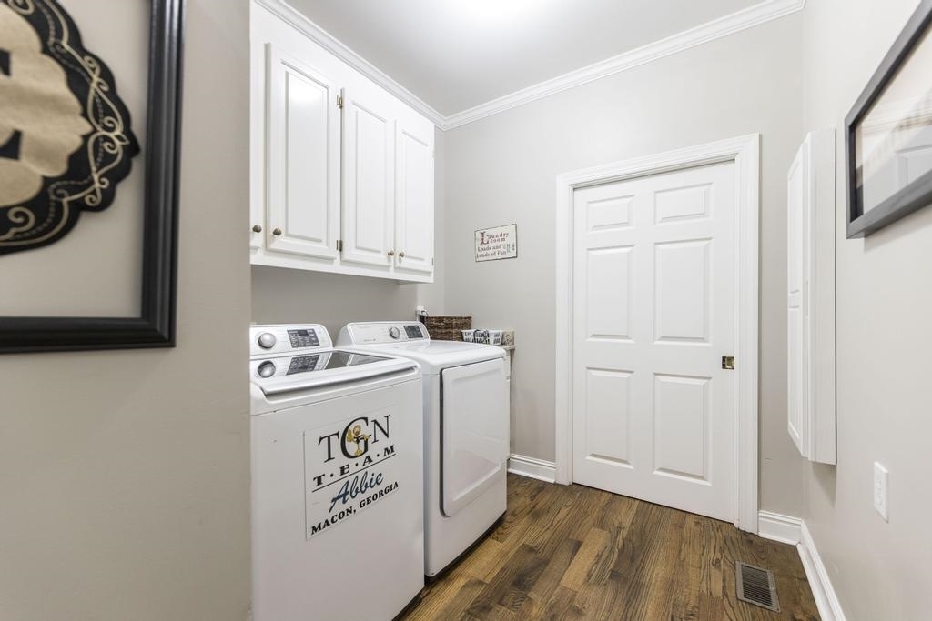 Barrington Hall - Residential