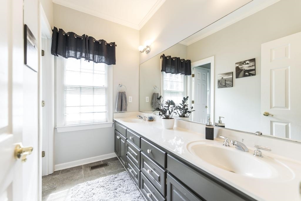 Barrington Hall - Residential