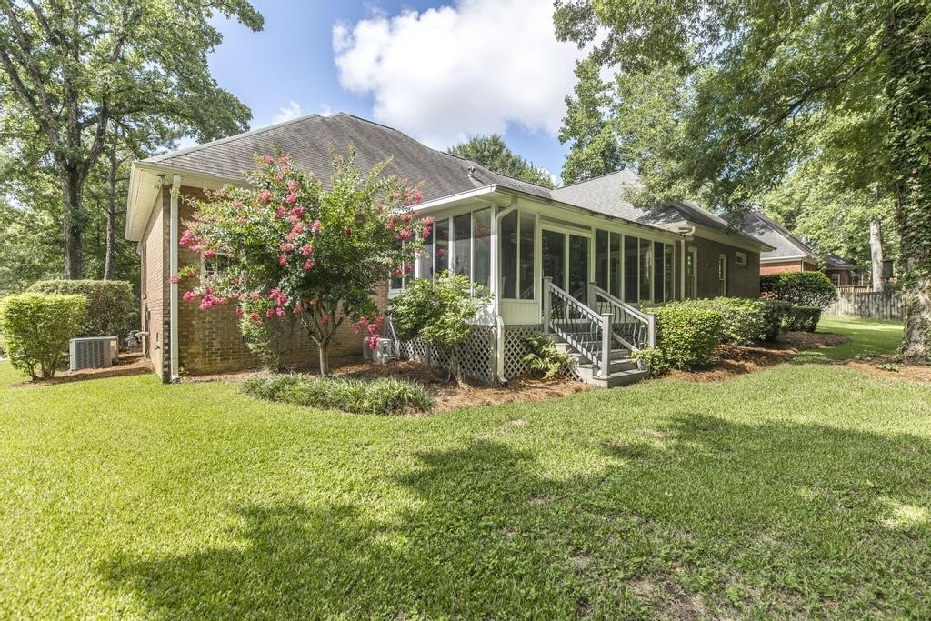 Barrington Hall - Residential