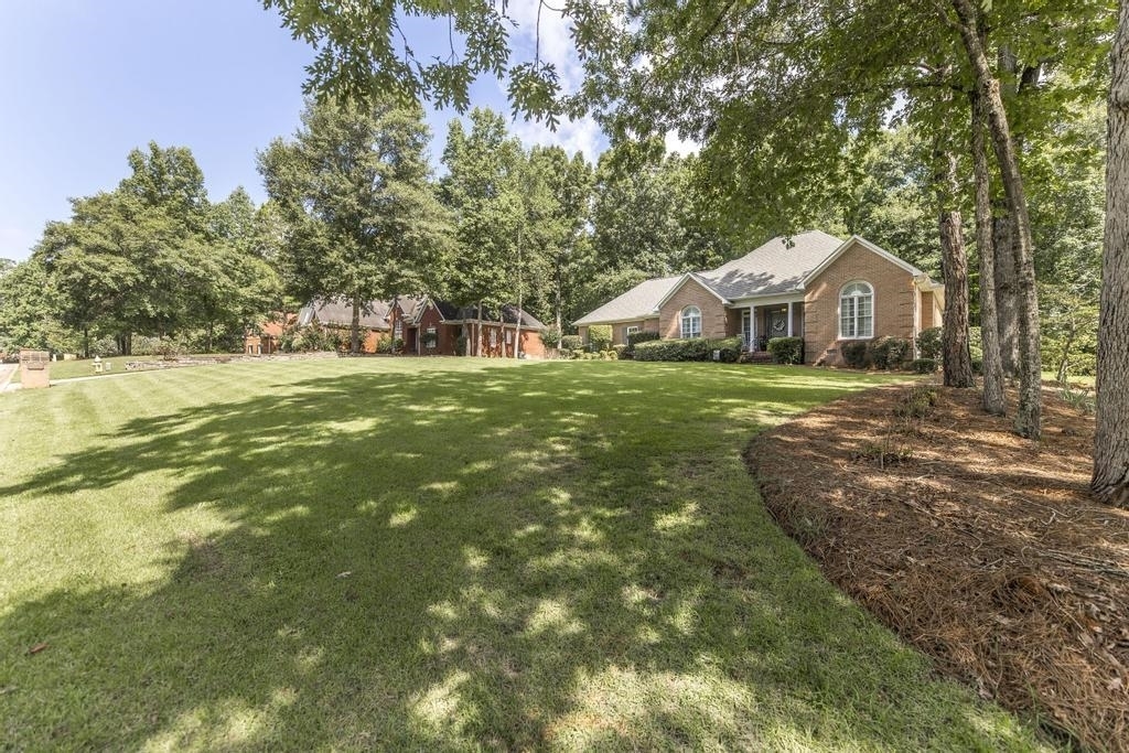 Barrington Hall - Residential