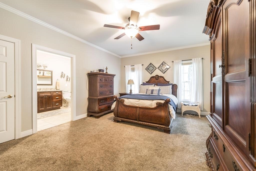 Barrington Hall - Residential