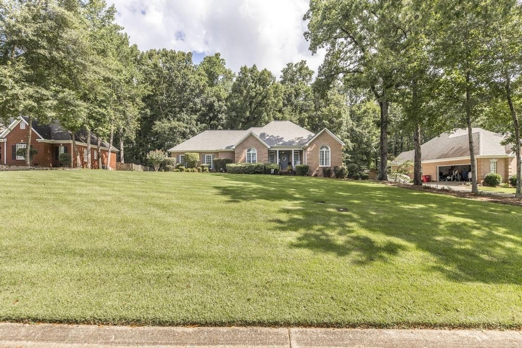 Barrington Hall - Residential