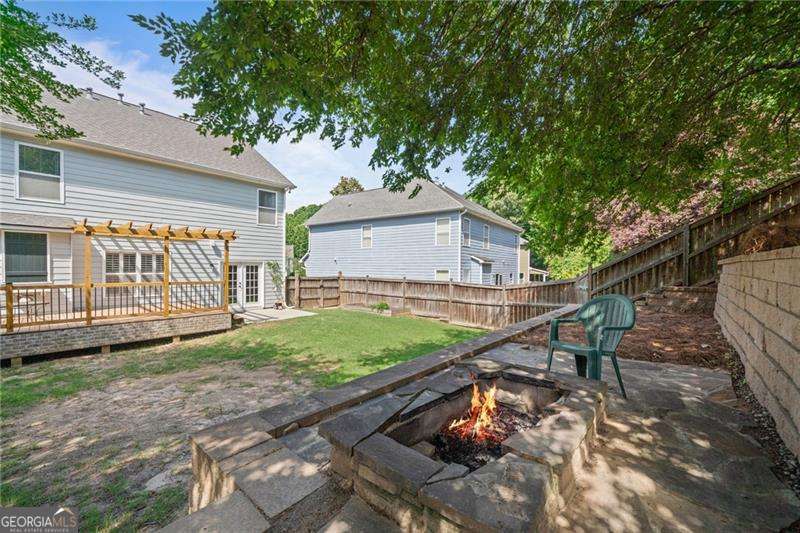 Canton, Georgia 30115, United States, 4 Bedrooms Bedrooms, ,3 BathroomsBathrooms,Residential,Pending,138000