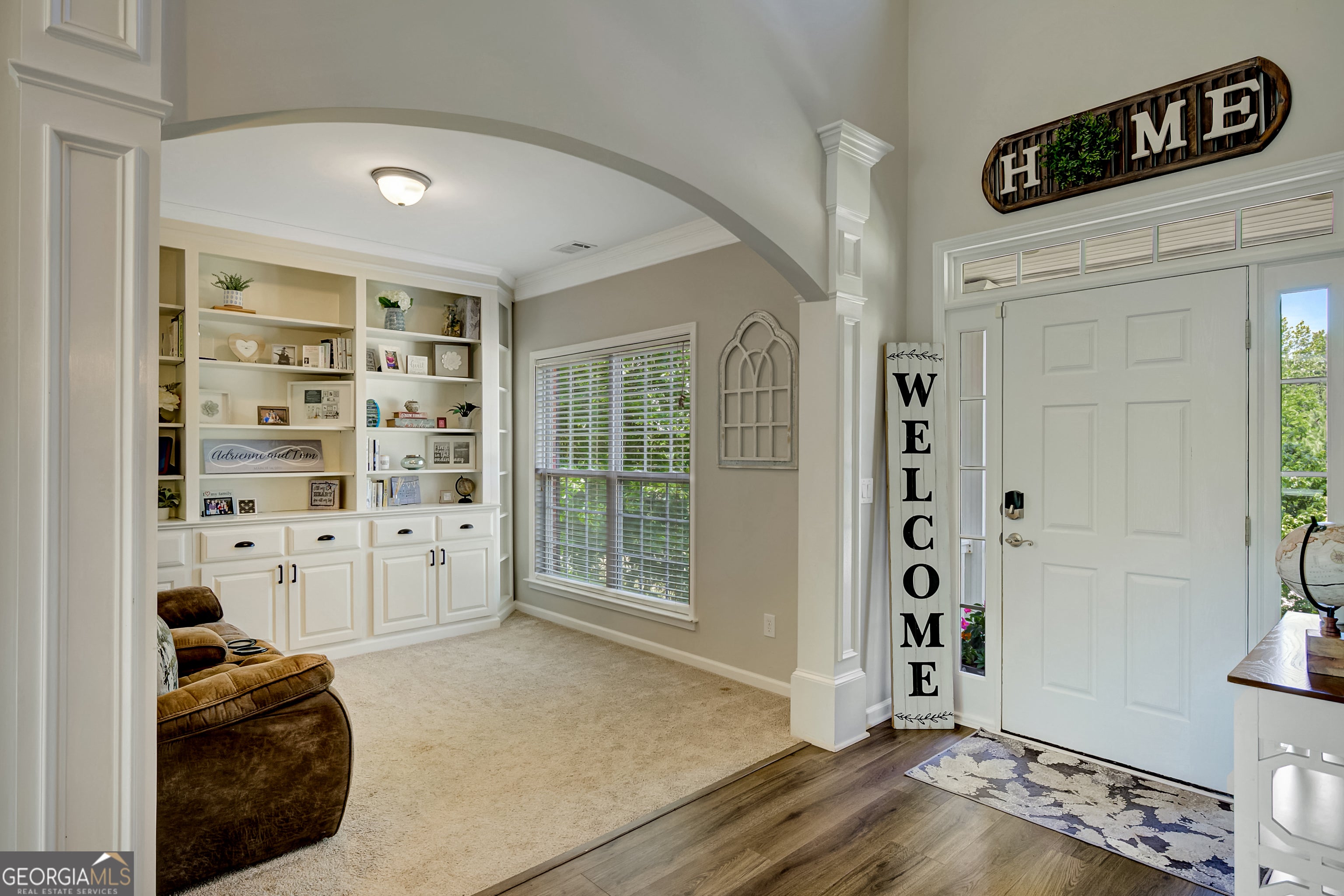 381 Rosebay LN