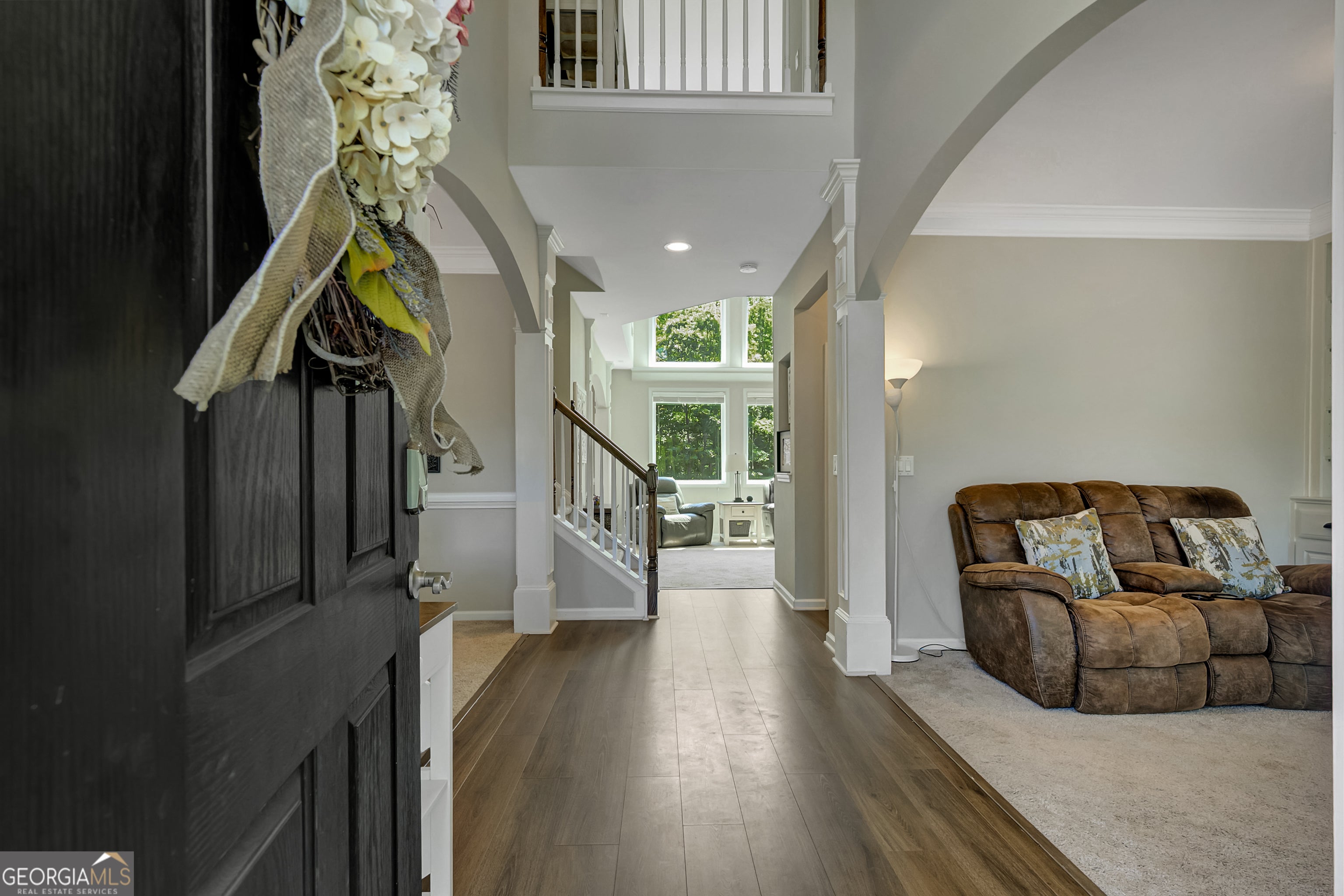 381 Rosebay LN