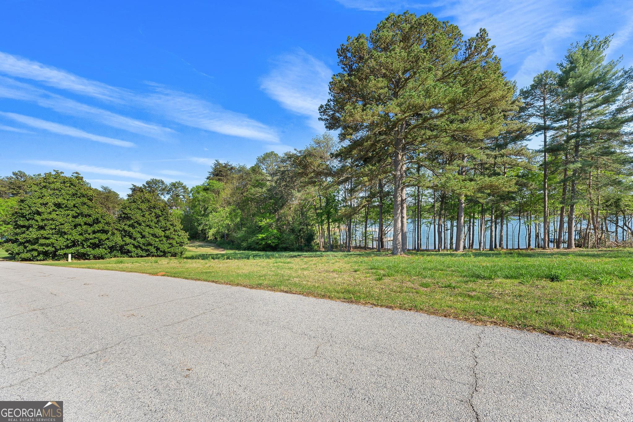 9 Pointe Sidney