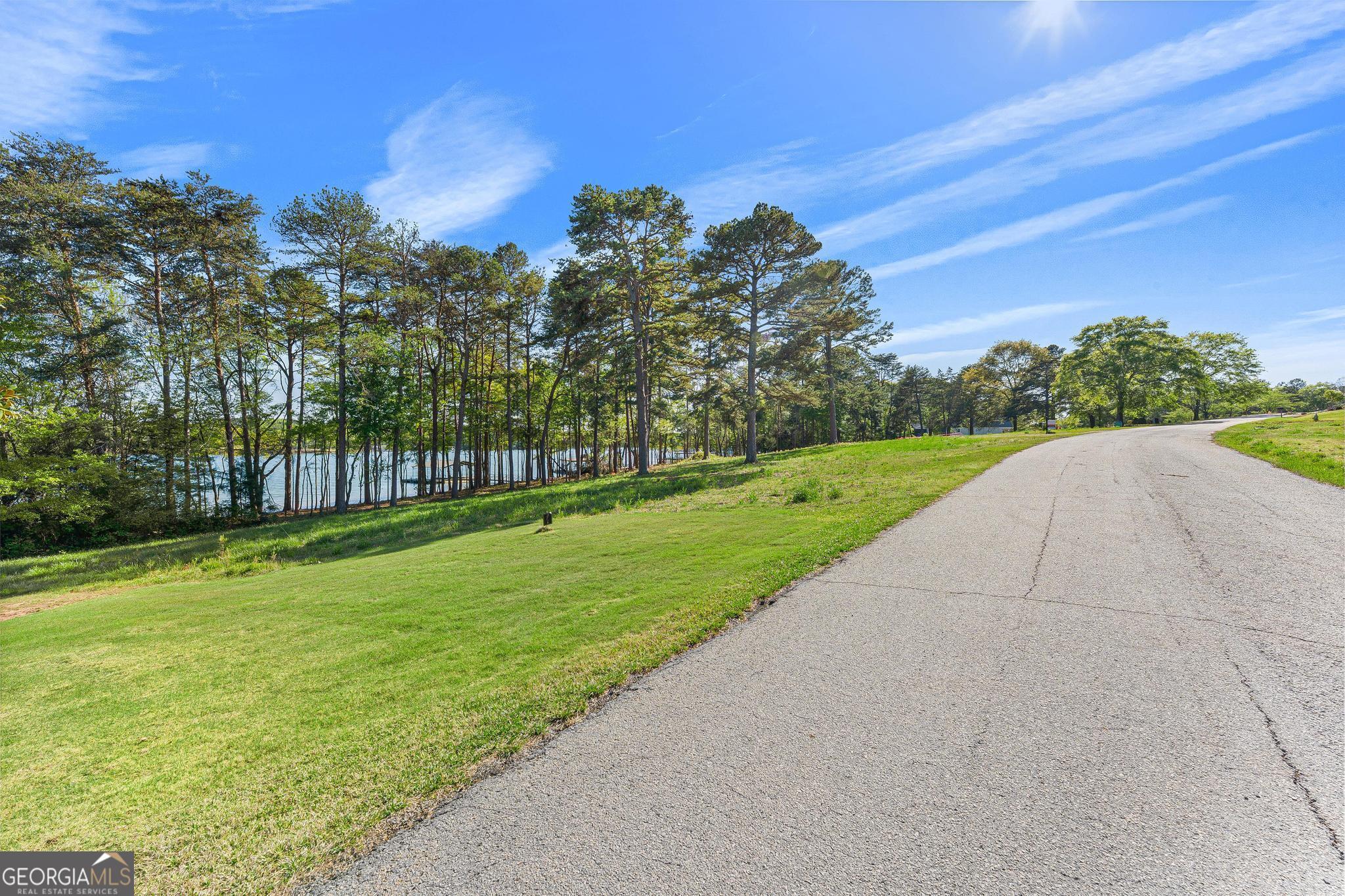 9 Pointe Sidney