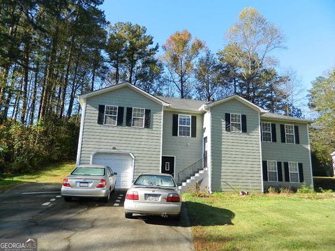 Single Family Residence in Lilburn GA 425 Hillcrest Road.jpg