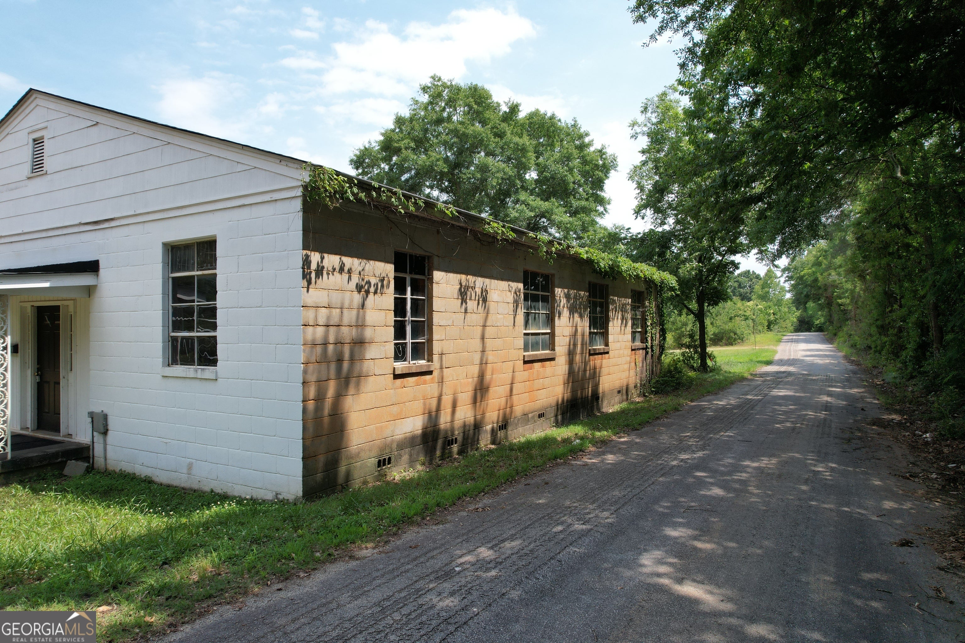 65 Bruce CT