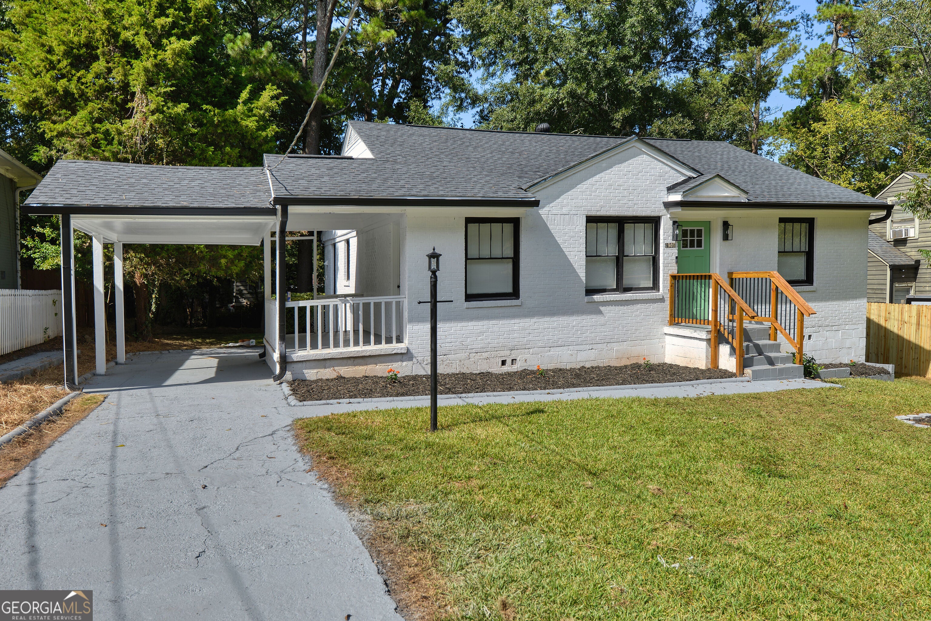 1989 Brewer BLVD SW