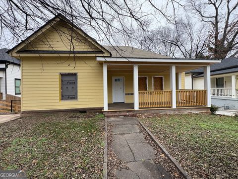 Photo of 655 Hugh Street SW, Atlanta, GA 30310 (MLS # 10667035)