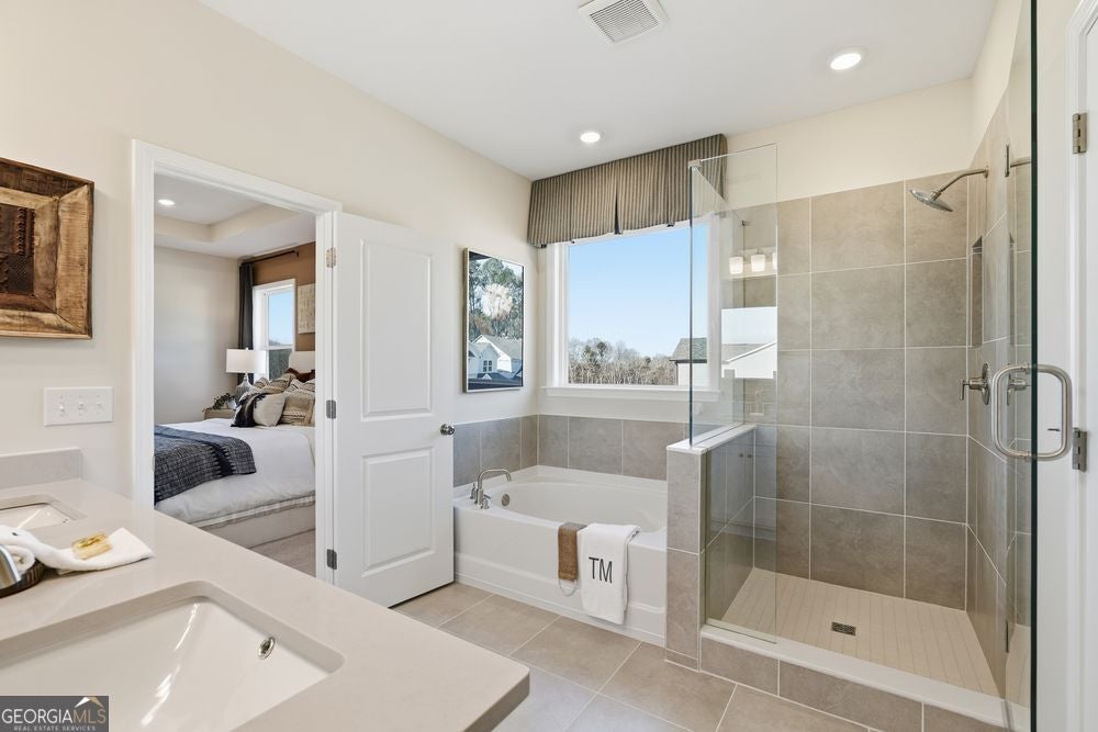 2210 Dreycott LN