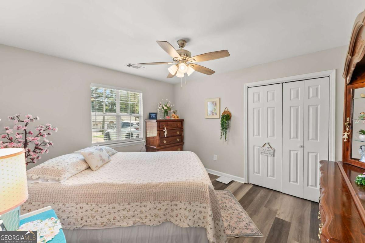2560 Fairlane DR