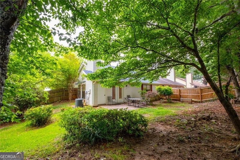5097 Village Green WAY