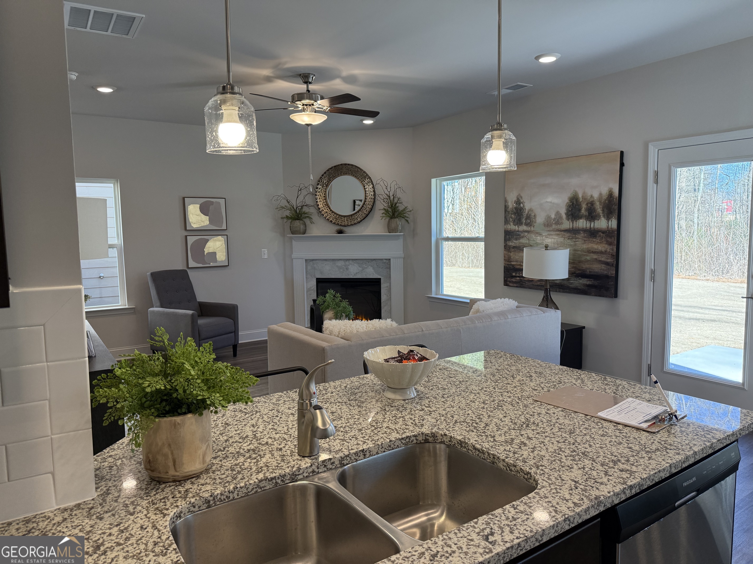 205 VINEYARD WALK LOT 73