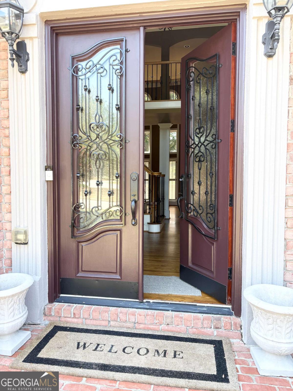 1031 White Cloud RDG