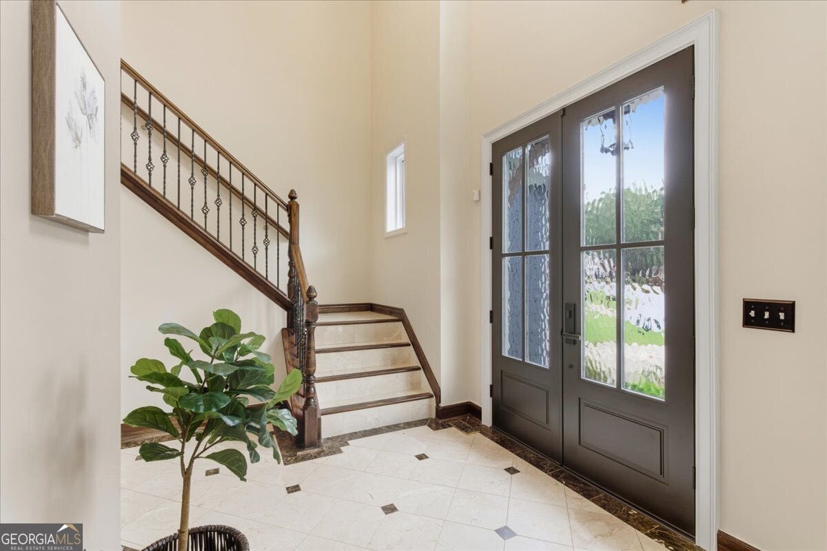 535 Tumbling Creek DR