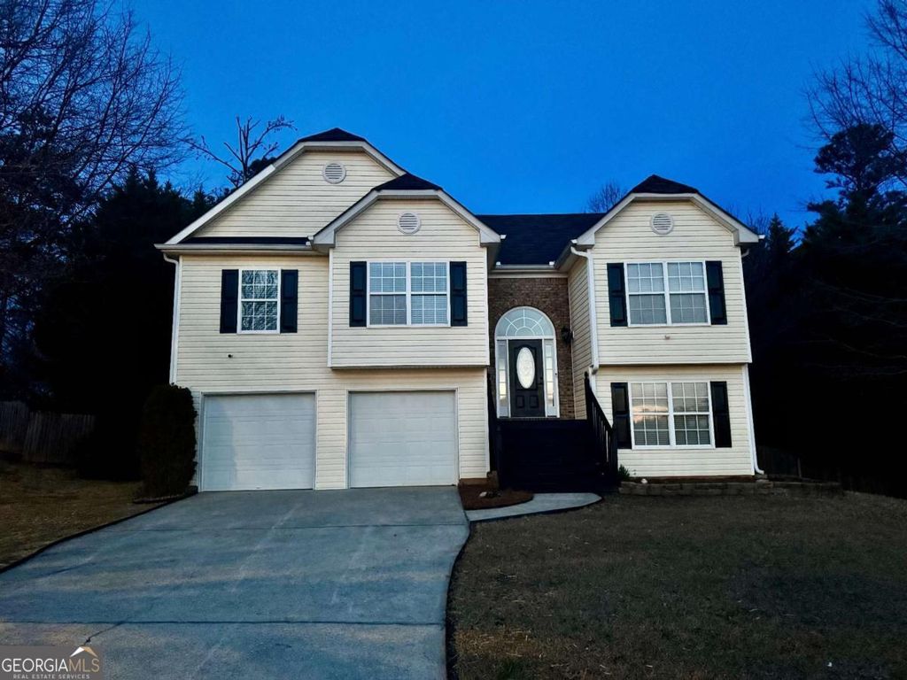Photo of 3393 Madison Farm Way, Snellville, GA 30039 (MLS # 10698447)