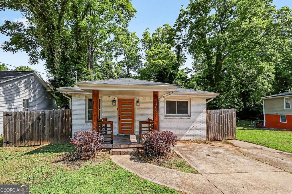 Photo of 1099 Harwell Street NW, Atlanta, GA 30314 (MLS # 10764506)