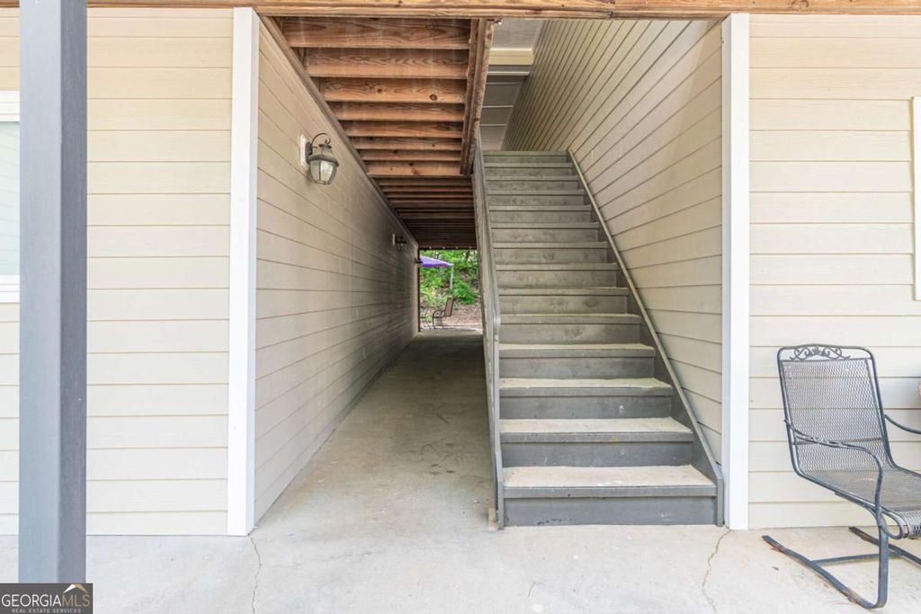 Photo of 1103 Lake Pointe Circle, Roswell, GA 30075 (MLS # 10741174)