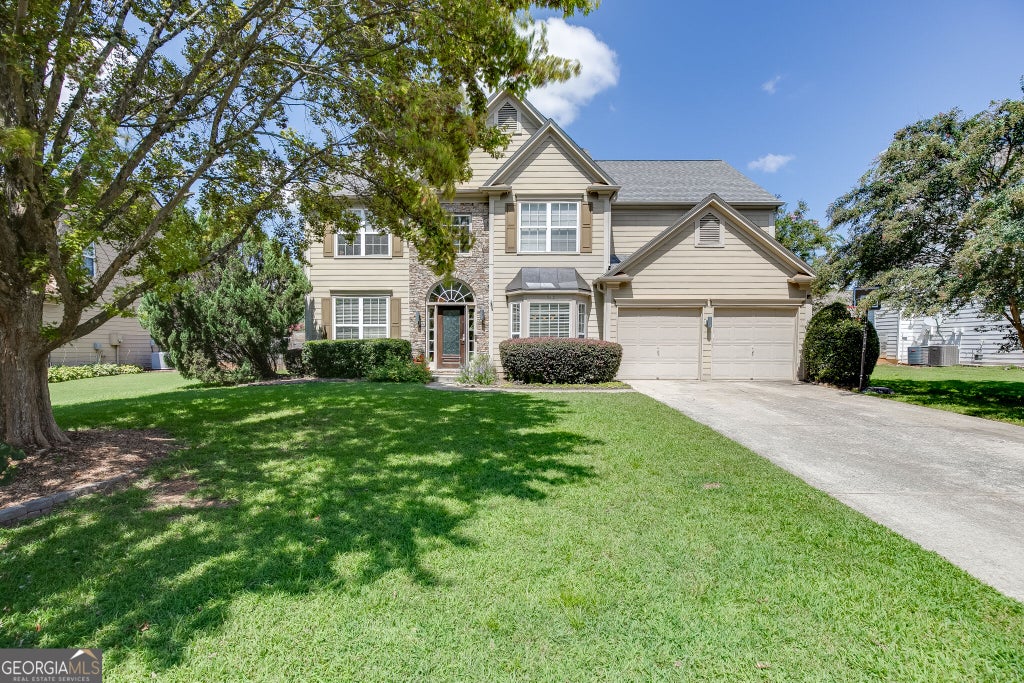 Photo of 519 Glen Creek Way, Sugar Hill, GA 30518 (MLS # 10837404)