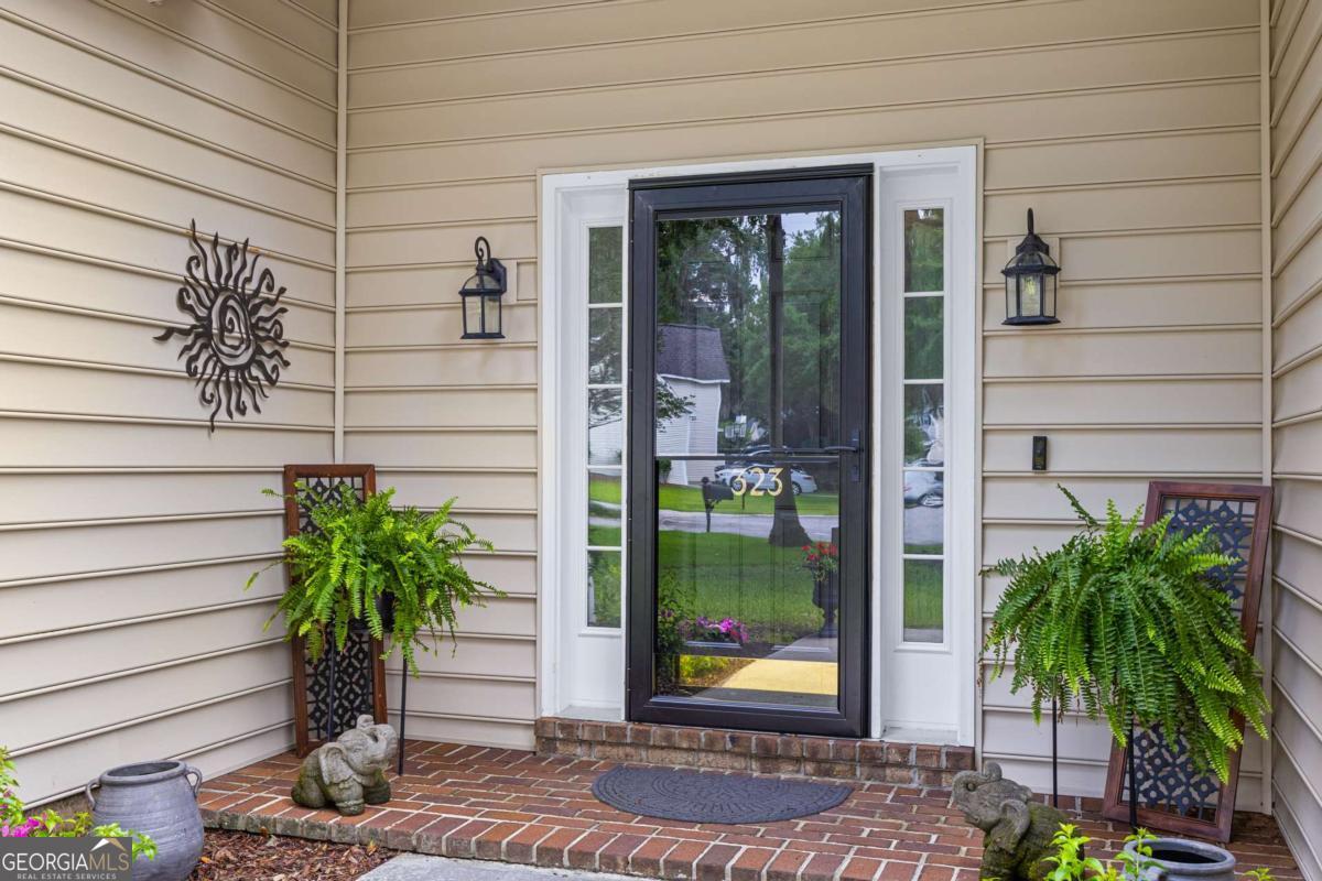 323 Olde Towne RD