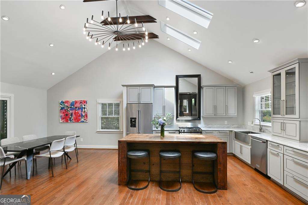 Peachtree Hills - Residential