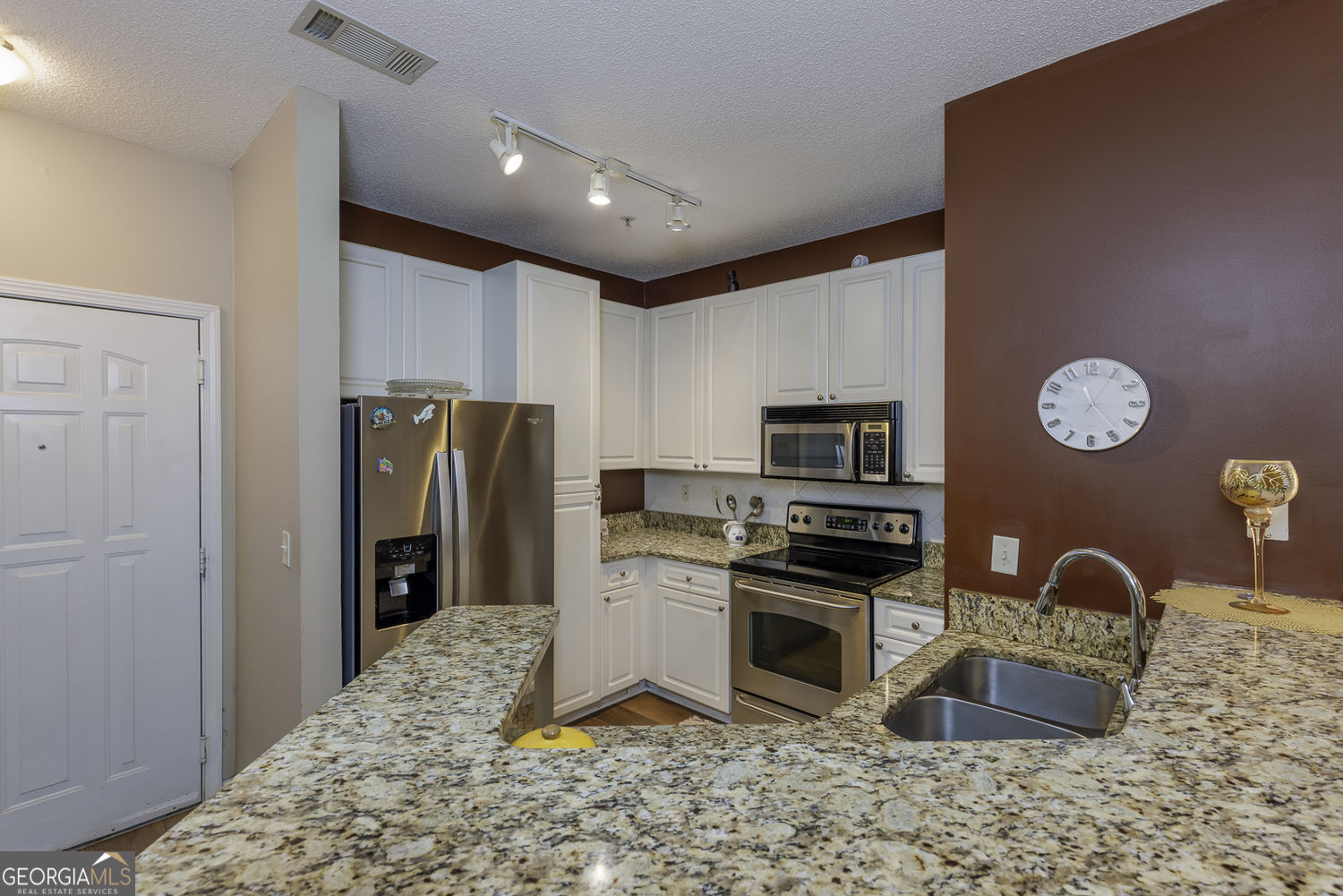 10 Perimeter Summit BLVD #2302
