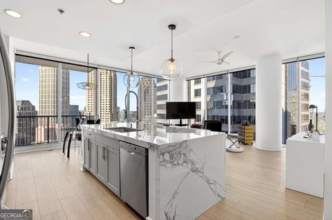 Photo of 1080 Peachtree Street NE #2202, Atlanta, GA 30309 (MLS # 10693236)