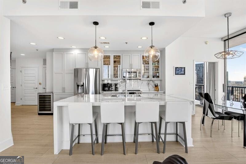 1080 Peachtree ST NE 2202